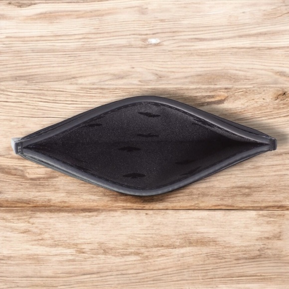 Kate Spade x Disney Minnie Mouse Card Holder - Picture 3 of 3